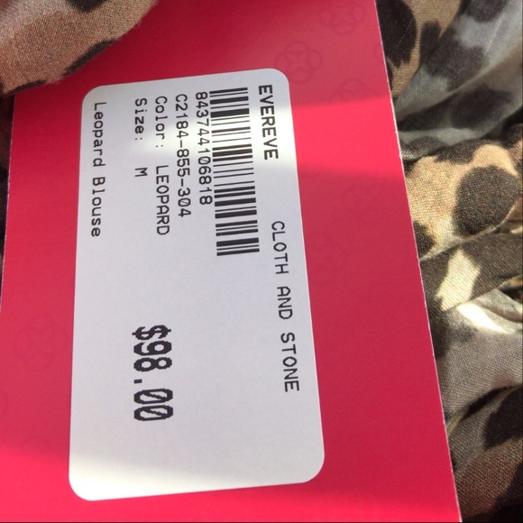 Cloth & Stone Evereve leopard top - Picture 2 of 2